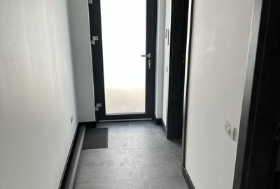 Spațiu comercial, de 77 mp, în Central - 5