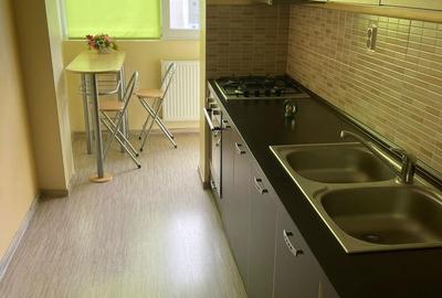 Apartament cu 2 camere decomandat în Cornișa - 4