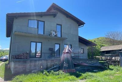Casa imdividuala de vanzare in Luna de Sus amplasat pe un teren 800mp! - 25