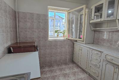 Apartament cu 3 camere decomandat în Nicolina - 5