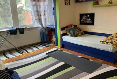 Apartament cu 4 camere decomandat în Funcționarilor - 10