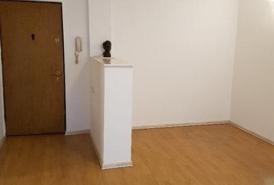 Apartament cu 2 camere semidecomandat în Sala Palatului - 3