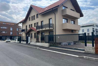 Apartament cu 2 camere decomandat în Tractorul - 8