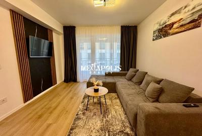 Apartament cu 2 camere decomandat în Tractorul