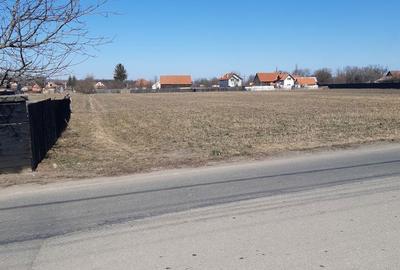Teren de 2325 mp, în Hărman