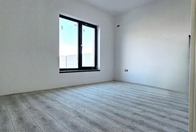 Casă cu 3 camere cu Teren 340 Mp în Berceni - 2