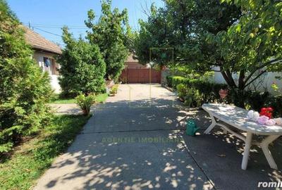 Casa individuala. Teren 2373 mp. Sacalaz - 3