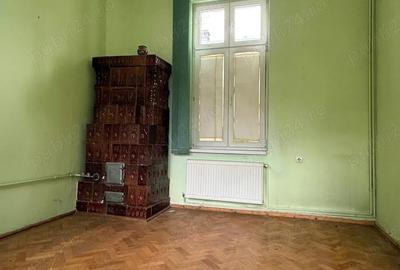 Casă cu 3 camere în Central - 8