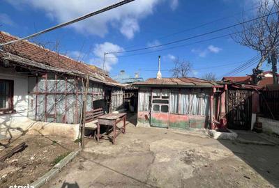 Casă cu 4 camere cu Teren 400 Mp în Central - 2