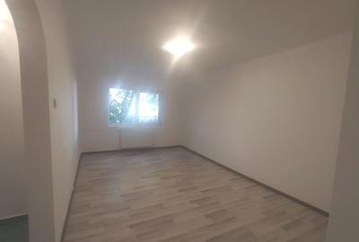 Ocazie! 2 camere decomandat, parter Mihai Bravu, langa - 1