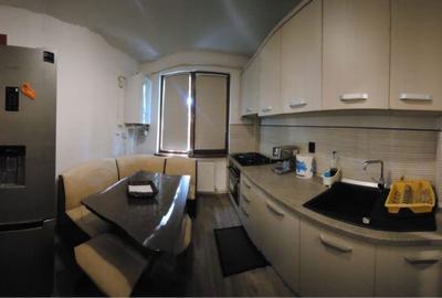 Apartament cu 2 camere decomandat în Exterior Vest - 1