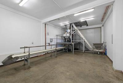 Hala + Spatii de birouri - 1500 mp - zona Freidorf - Comision 0% - 8