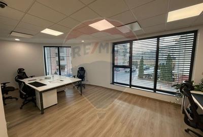 Spatiu de birouri modern de inchiriat in zona Europa, cu parcare - 16