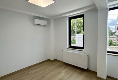 Spațiu comercial, de 600 mp, în Central - 3