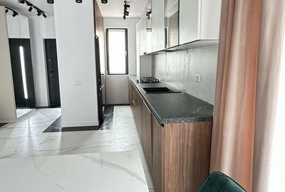 Casă cu 4 camere cu Teren 295 Mp în Central - 8