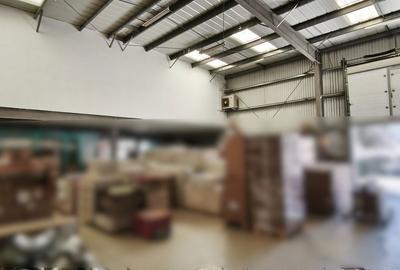 Spațiu comercial, de 144 mp, în Central - 3