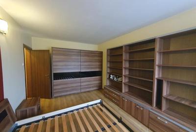 Apartament cu 4 camere decomandat, mobilat în Tudor - 14