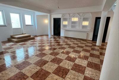 Casă cu 2 camere în Titulescu - 1