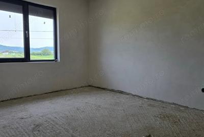 Casă cu 6 camere în Leșnic - 19