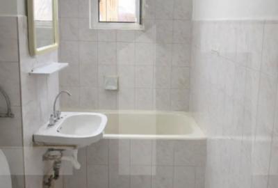 Apartament cu 2 camere decomandat în Micălaca - 2