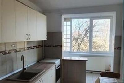Apartament cu 4 camere cu 2 băi și 3 balcoane Tipografilor!