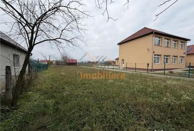 Teren de 746 mp, în Săbolciu