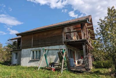 Casă cu 4 camere în Turda