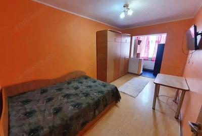 Inchiriez apartament 1 camera - Zona Ireg, etaj 3