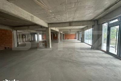 Spațiu comercial, de 100 mp, în Central - 5