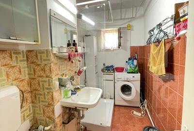 Apartament cu 3 camere decomandat în Baza 3 - 9
