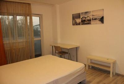 Apartament cu 2 camere decomandat, mobilat în Berceni