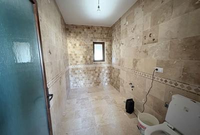 Casă cu 4 camere în Central - 5