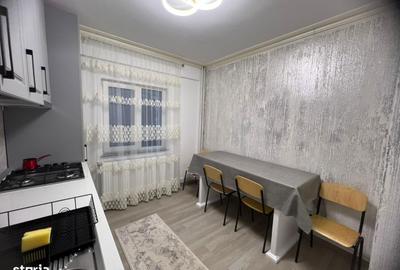 Apartament cu 3 camere decomandat în Alexandru cel Bun