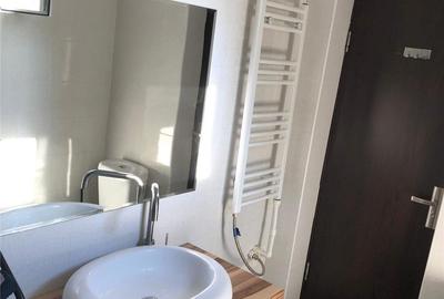 Casă cu 3 camere în Andronache - 6