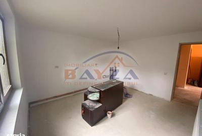 Casă cu 4 camere cu Teren 1200 Mp în Coaș - 12