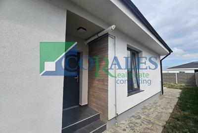 Duplex cu 4 camere cu Canalizare în Giarmata-Vii - 10