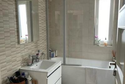 Apartament cu 2 camere decomandat în Complex Studențesc