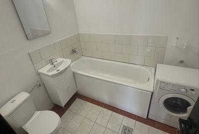 Casă cu 4 camere în Centura