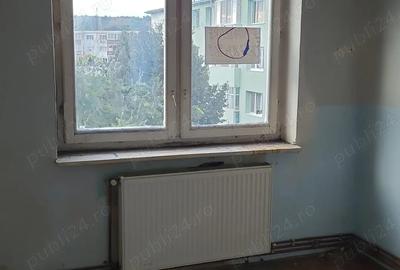 P.F vand apartament 2 camere- Profi- Micro 1- Turda- semidecomandat - etaj 3 - 2