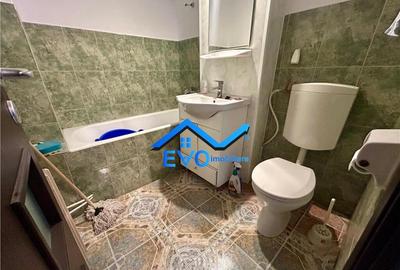 Apartament de inchiriat cu 3 camere, zona Alexandru cel Bun - 1