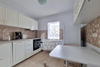 Apartament cu 3 camere, 2 bai, decomandat, renovat, zona ... - 2