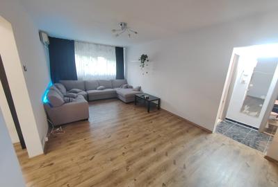 Titan, Metrou 1 Decembrie Titan, Metrou 1 Decembrie - 2