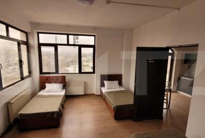 Casă cu 7 camere cu Teren 150 Mp în Lipovei - 13