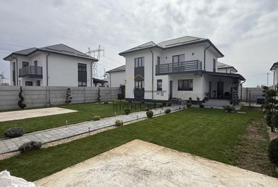 Casă cu 4 camere cu Teren 425 Mp în Joița