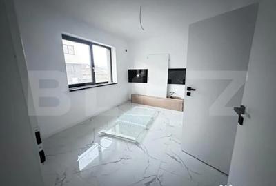 Casă cu 4 camere cu Teren 100 Mp în Micești