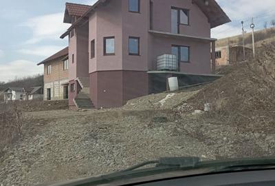 Casă cu 6 camere cu Teren 700 Mp în Șura Mare - 9