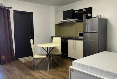 Garsonieră decomandată, mobilată în Central - 4