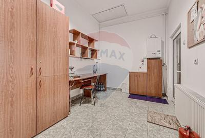 Cabinet stomatologic functional de inchiriat zona Intim Arad - 10