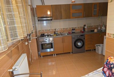 Apartament cu 2 camere decomandat în Trivale - 8