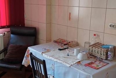 Apartament semidecomandat în Rahova - 9